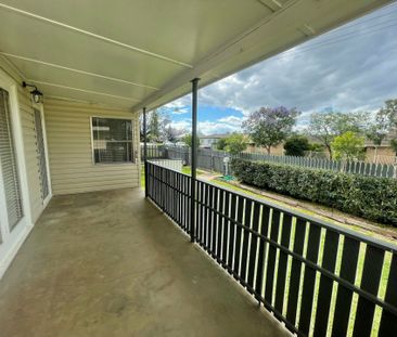 Spacious 4-Bedroom Home with Large Backyard and Outdoor Entertainin... - Photo 6