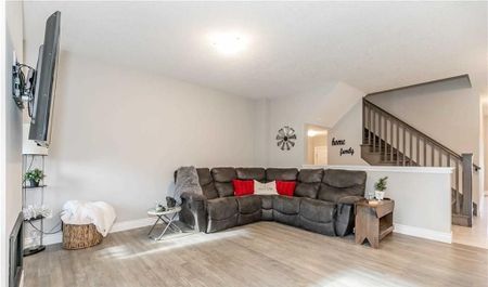 For Lease - 971 Wright Drive, Midland, Ontario - Photo 5