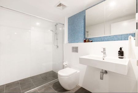 FURNISHED 1 BEDROOM UNIT IN DESIRABLE "OCEANA" BUILDING - Photo 2