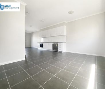 Stylish 2-Bedroom Townhouse in Wollert - Modern Living in a Prime L... - Photo 6