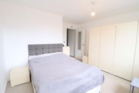 2 BED Apartment To rent - Photo 3