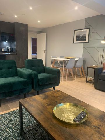 3 bedroom apartment to rent - Photo 5