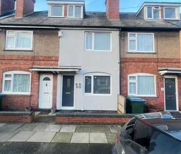 Newly Renovated Ensuite rooms - - Photo 2