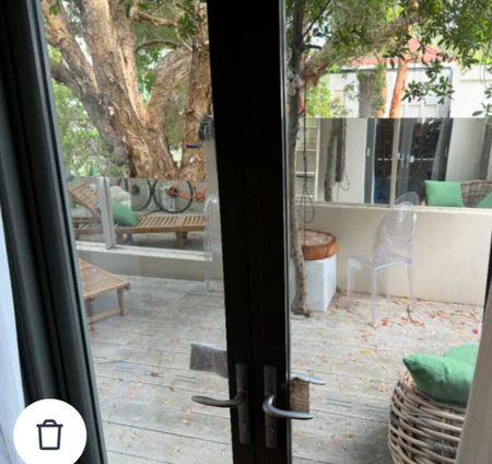 Bondi Beach - Photo 4