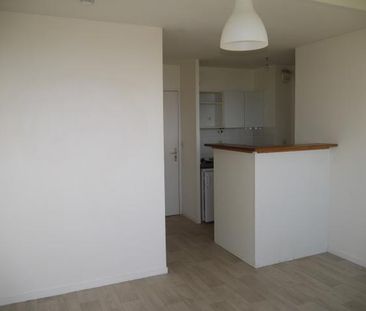Location Appartement 2 pièces 27m² FLEURY SUR ORNE 14123 - Photo 1