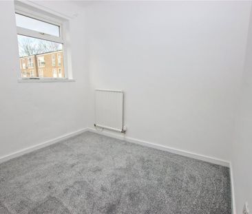 4 bedroom terraced house to rent - Photo 5