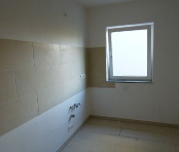 Elegantes Wohnen: Modernisierte 3-Zimmer-Wohnung mit Essdiele und s... - Foto 1