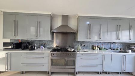 2 bedroom house share to rent - Photo 3