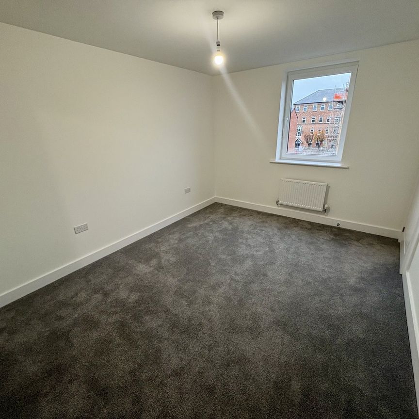 John Street - Photo 1