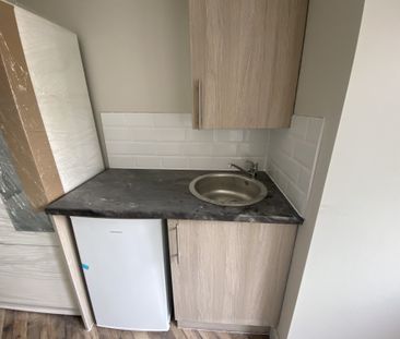 Victoria Street, Sheerness ME12 - Photo 1