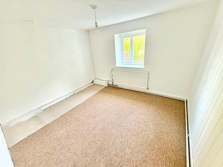 Yew Tree Farm, Whitelye, Catbrook, Chepstow, NP16 - Photo 4