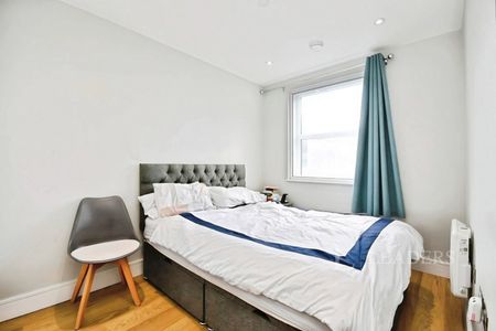 1 bedroom apartment to rent Springfield Road, Chelmsford, Essex, CM2 - Photo 3