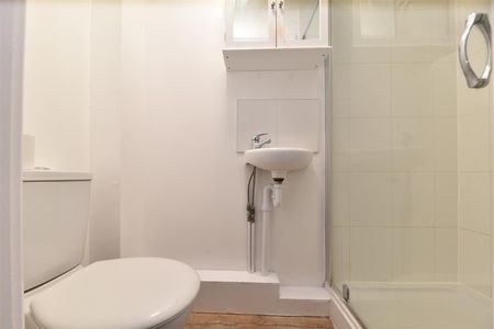 Wisden Road, Stevenage, SG1 - Photo 3