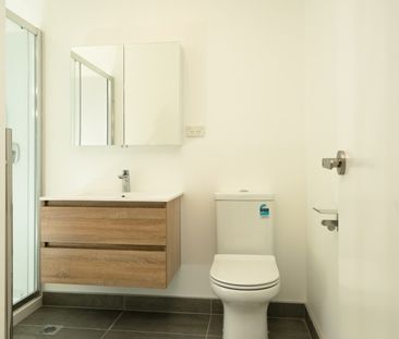 SILVERDALE, 3 BEDROOMS - Photo 4