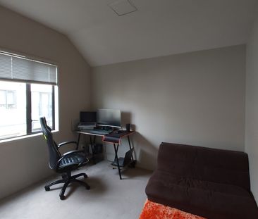 Two Bedroom Furnished Townhouse In Grammar Zone - Photo 2