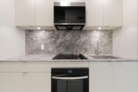 For Lease - 25 Cordova Avenue Unit# 903, Toronto, Ontario - Photo 2