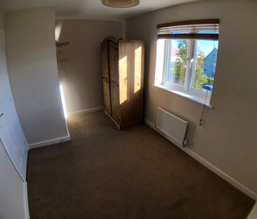 Addington Road, Wellingborough, Irthlingborough - Photo 1