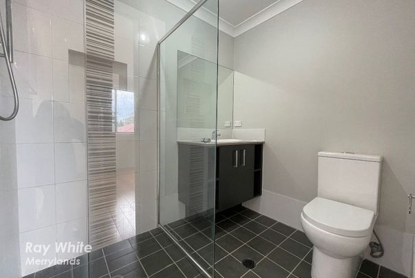 Spacious Family Duplex - Photo 1