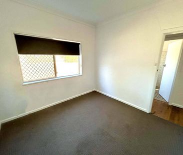 Charming Renovated Home in South Tamworth - Photo 3