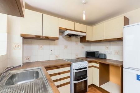 Belmont Street, Southsea - Photo 5