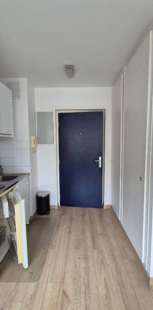 Studio place du Commerce - Photo 2