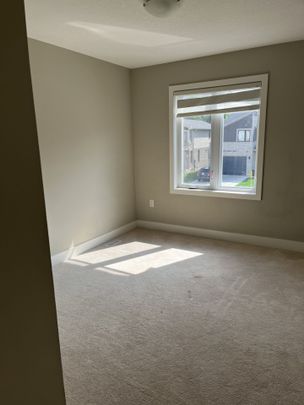 For Lease - 677 Chelton Road, London South, Ontario - Photo 1