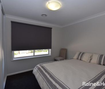 UPDATED FAMILY HOME IN CLOSE PROXIMITY TO SCHOOLS, PARKS AND THE CBD - Photo 5