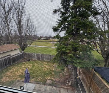 For Lease - 49 Doncaster Drive Unit# Upper, Brampton, Ontario - Photo 4