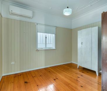 Charming Home with Modern Appeal - Photo 1