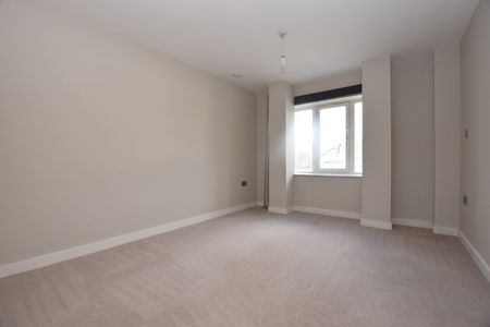 9, The Grosvenor House, Moortown, Leeds, West Yorkshire, LS17 6QD - Photo 4