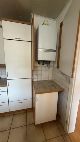 Helle und großzügige 2-Zimmer-Wohnung mit verglaster Loggia - Photo 3