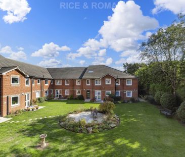 2 Bedroom Apartment, Gibson Court – Hinchley Wood - Photo 4