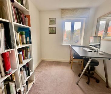 4 bedroom detached house to rent - Photo 4