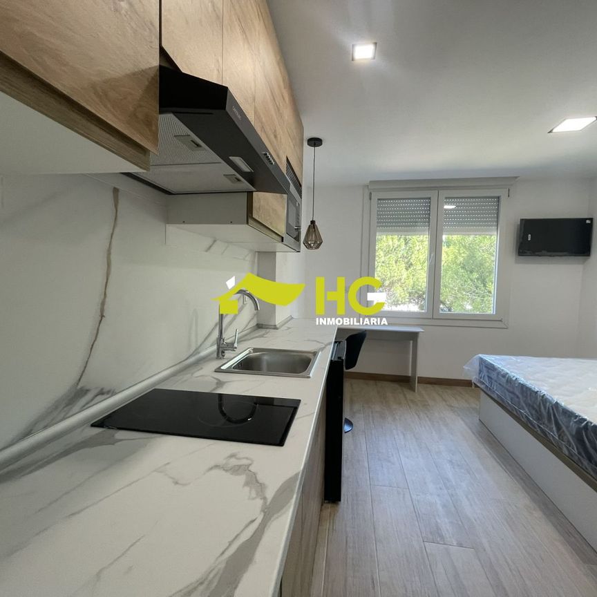 Alquiler Estudio en Urbanización - El Bosque, Villaviciosa De Odón - Photo 1