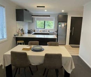 Easy Living in Whitby - Photo 4