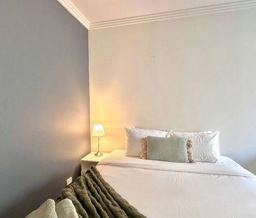 Modern Furnished Studio Units in Potts Point Move In Today! - Photo 6