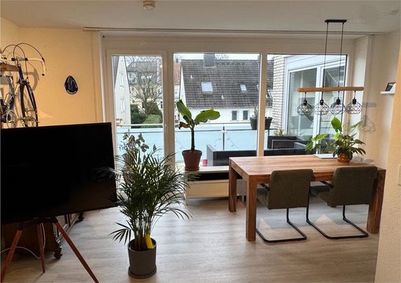 Vollmöblierte 2,5 Zimmerwohnung in Bestlage Südbalkon Untermiete - Photo 1