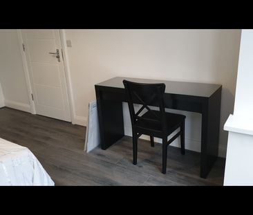 Room in a Shared House, Walrond Avenue, HA9 - Photo 2