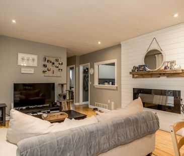 For Lease - 22 Centre Street Unit# 1, Bradford West Gwillimbury, On... - Photo 2