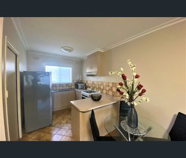 2/12 Bruce Street, Bell Park, Vic 3215 - Photo 2
