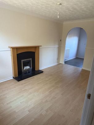 2 bedroom terraced house to rent - Photo 1