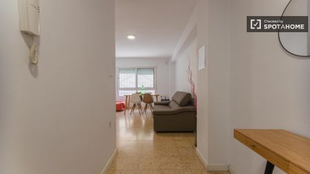 valencia, Valencian Community 46024 - Photo 3