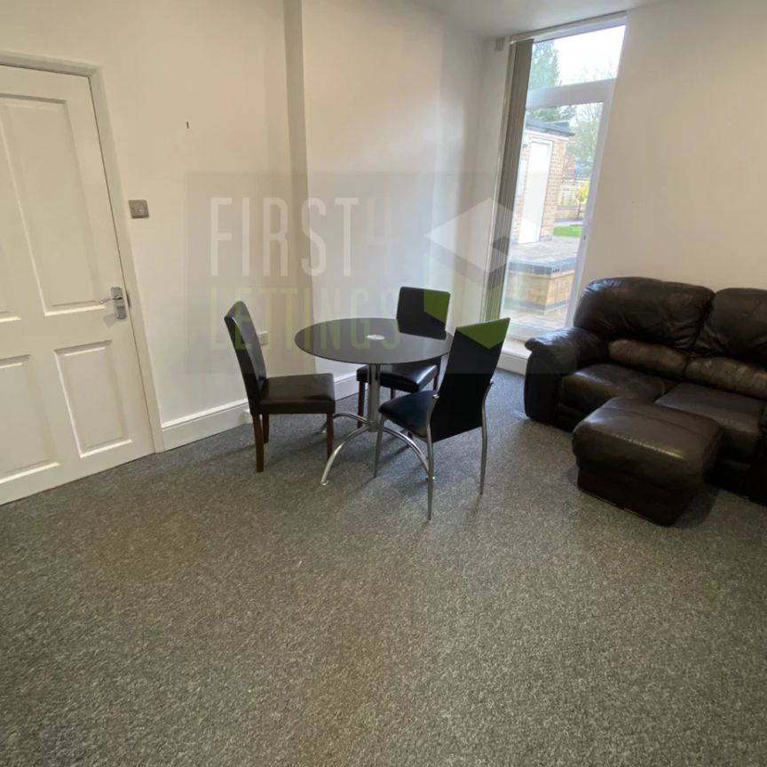 The Coach House, Alexandra Road, Stoneygate, Leicester, LE2 - Photo 1