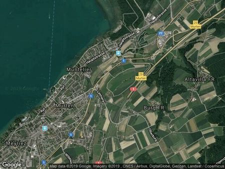 Apartment with a lot of charm - Photo 2