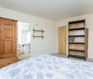 2 bedroom apartment to rent Port Way, Portsmouth, PO6 - Photo 3