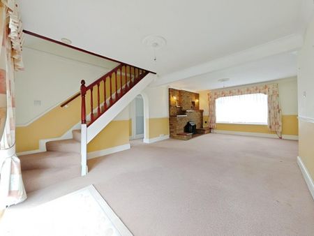 4 bedroom Bungalow To Let Total Size: 1766 SQ FT - Photo 3