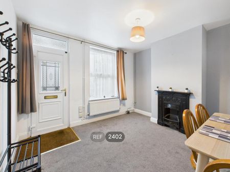 2 bedroom property to rent - Photo 2