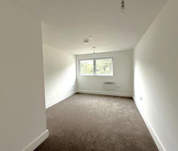 Flat 24, 2, Martin Court Hastings, TN34 1DY - Photo 1