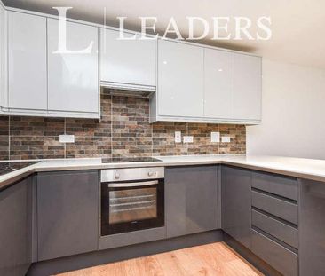 Eastfield Stables, Elsenham, CM24 - Photo 2