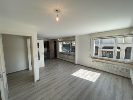 Appartement de 70m2 devant la gare avec balcon - Foto 4